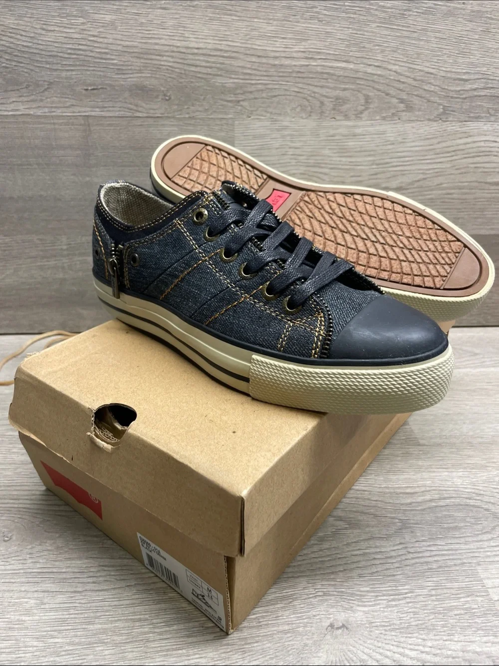 Levi's Kids Denim Low-Top Sneakers in Black, Tan, and Cream #915